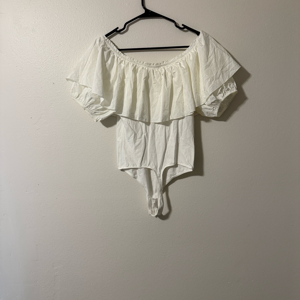 Free People White Ruffle Off-Shoulder Bodysuit - Picture 4 of 4